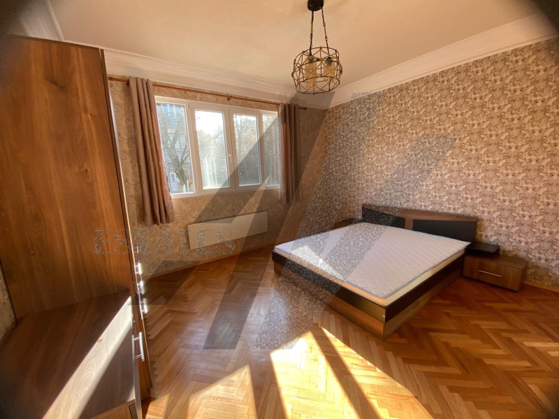 Дава под наем 3-СТАЕН, гр. София, Лозенец, снимка 9 - Апартаменти - 53128535