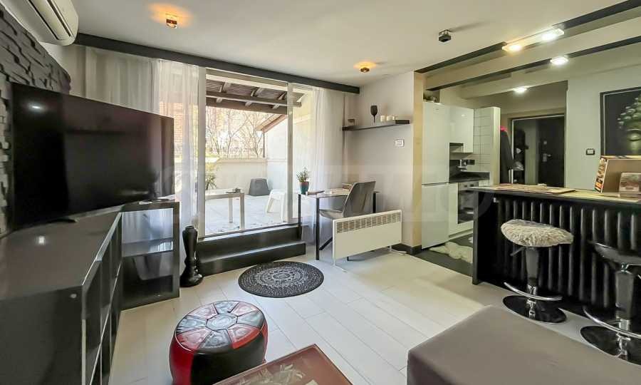 Дава под наем 3-СТАЕН, гр. София, Център, снимка 2 - Апартаменти - 53828749