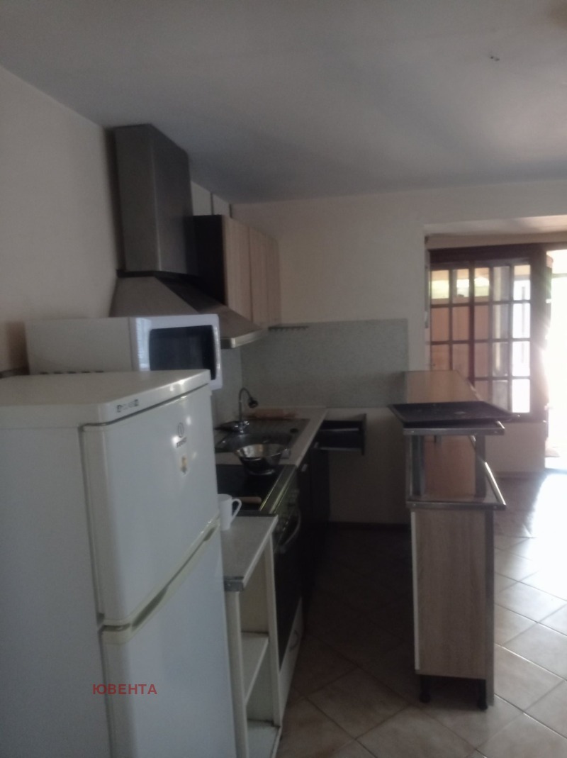 Дава под наем  Къща град Русе , Широк център , 50 кв.м | 86120148 - изображение [3]