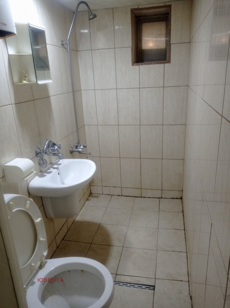 Дава под наем  Къща град Русе , Широк център , 50 кв.м | 86120148 - изображение [7]