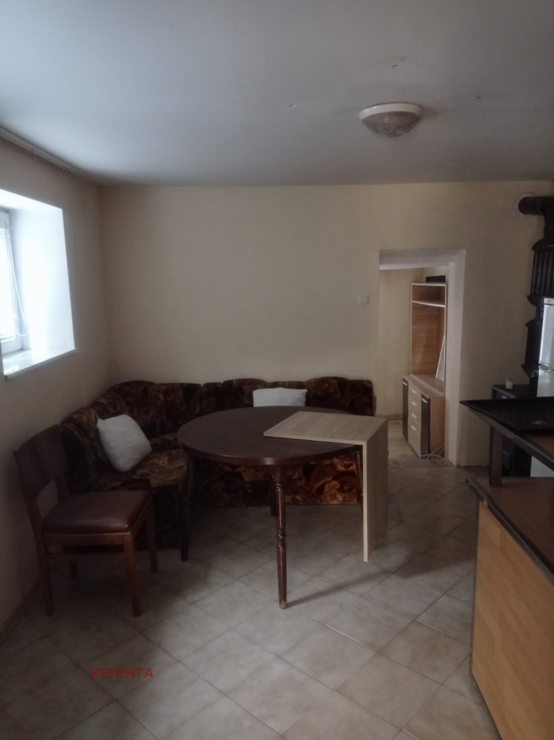 Дава под наем  Къща град Русе , Широк център , 50 кв.м | 86120148 - изображение [4]