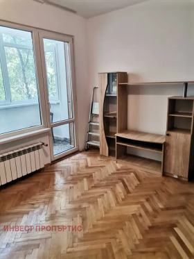 2 camere da letto Suhata reka, Sofia