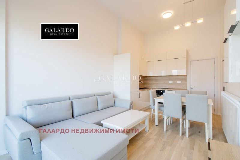 Издаје се  1 спаваћа соба Софија , Центар , 79 м2 | 93618687