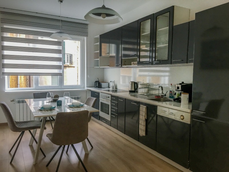 De inchiriat  3+ dormitor Sofia , Țentâr , 130 mp | 67803162 - imagine [2]