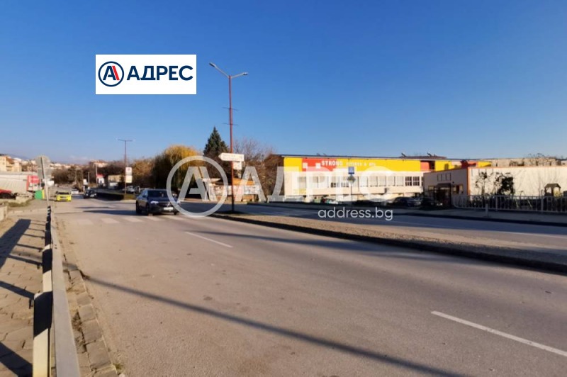 Дава под наем ПРОМ. ПОМЕЩЕНИЕ, гр. Сандански, област Благоевград, снимка 17 - Производствени сгради - 52817197