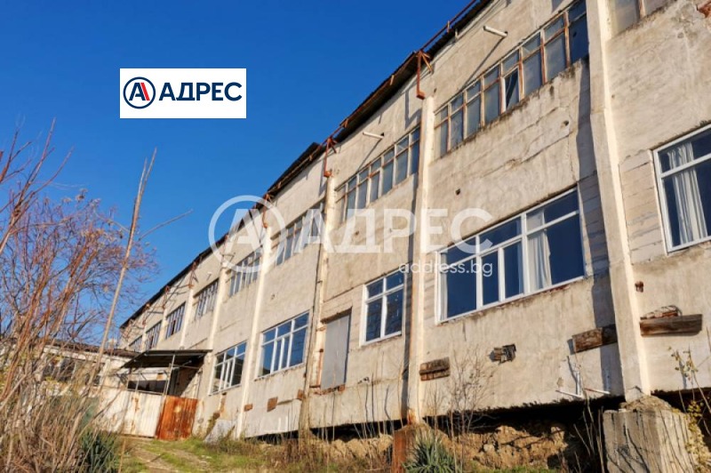 Дава под наем ПРОМ. ПОМЕЩЕНИЕ, гр. Сандански, област Благоевград, снимка 14 - Производствени сгради - 52817197