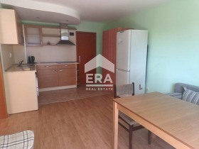 1 bedroom m-t Alen mak, Varna 1