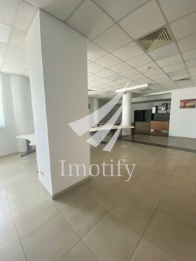 Ofis Poligona, Sofia