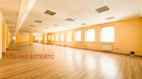 ОФИС, 1 500 m2
