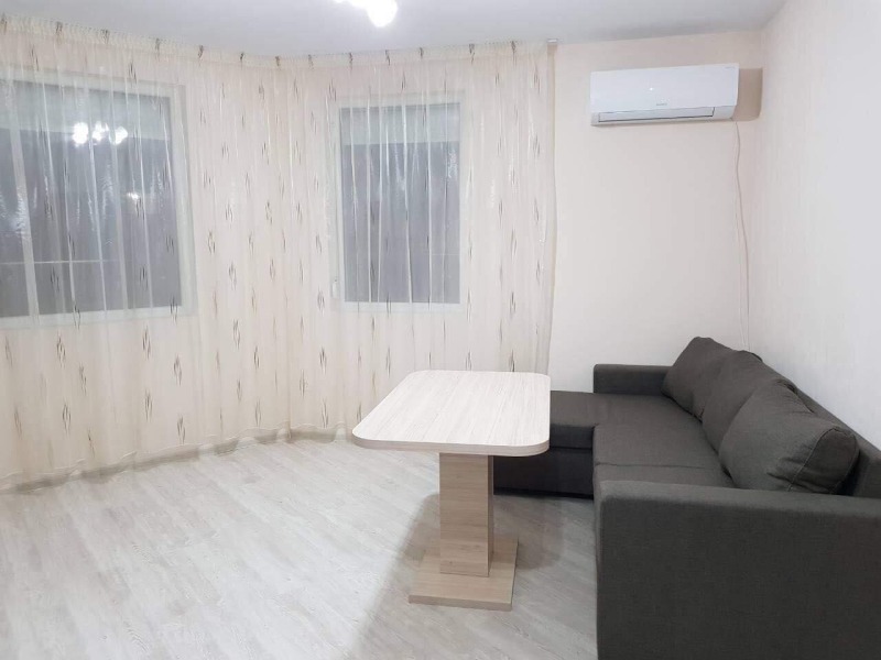 Til leie  1 soverom Plovdiv , Kjusjuk Parisj , 61 kvm | 62218639 - bilde [2]