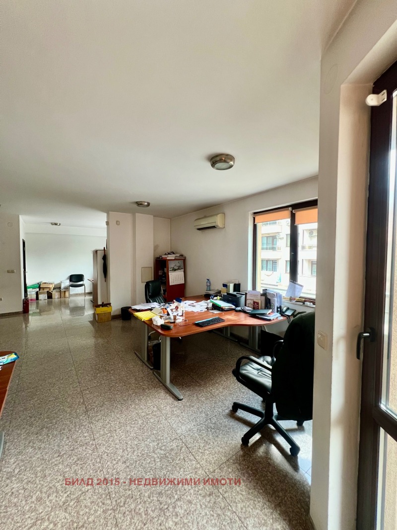 Издаје се  Канцеларија Софија , Белите брези , 126 м2 | 22469760 - слика [7]