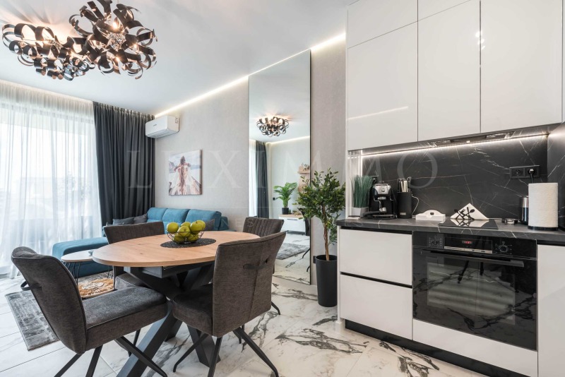 Te huur  1 slaapkamer Varna , k.k. Sv.Sv. Konstantin i Elena , 78 m² | 66430285 - afbeelding [2]