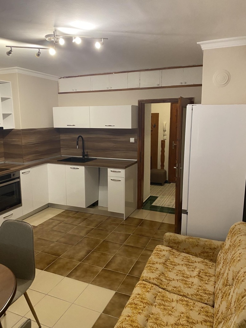 Do wynajęcia  2 sypialnie Sofia , Reduta , 65 mkw | 60121243 - obraz [2]