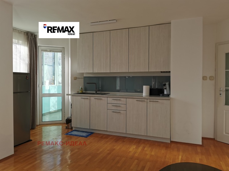 Vuokrattavana  1 makuuhuone Varna , Okražna bolnitsa-Generali , 67 neliömetriä | 82648471 - kuva [2]