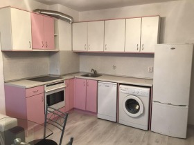 1 chambre Izgrev, Bourgas