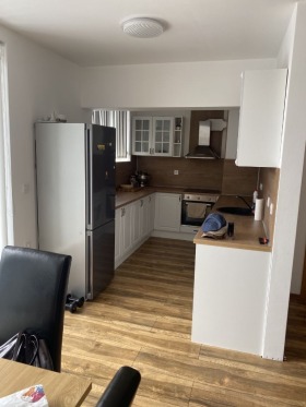 2 bedroom Idealen tsentar, Pleven 3