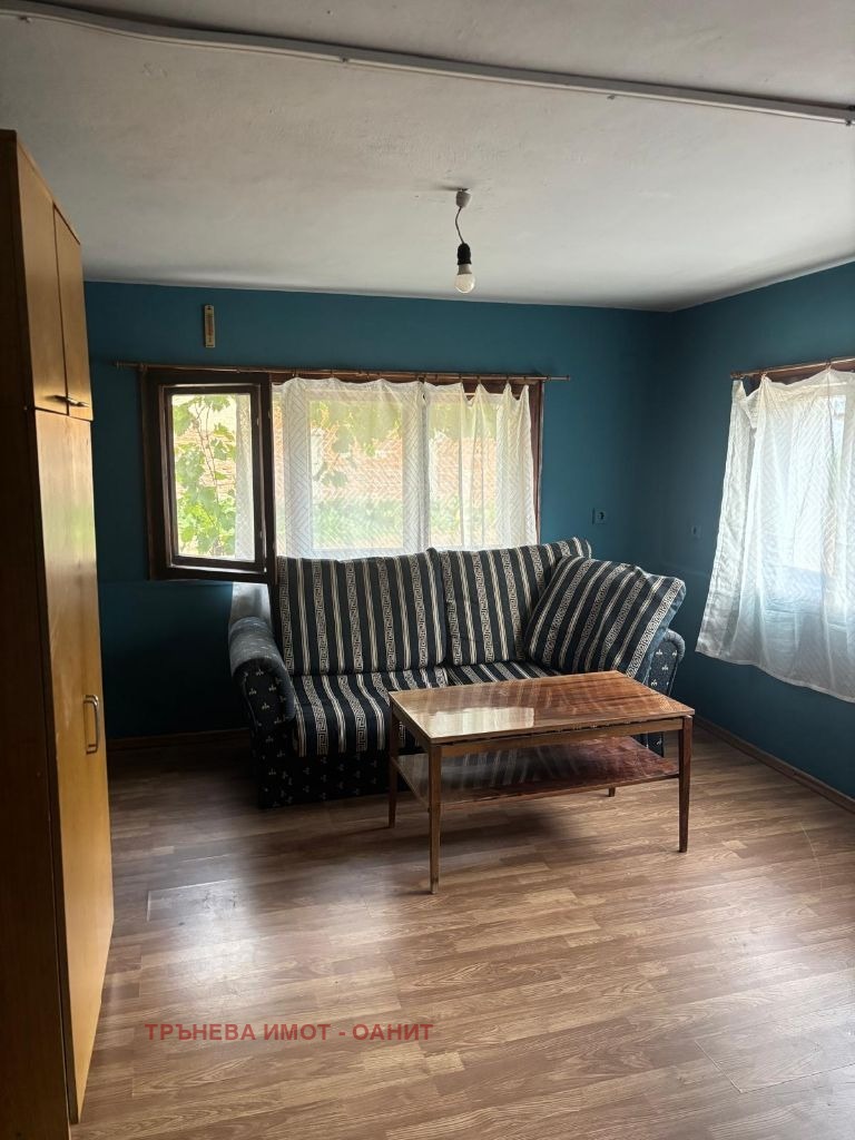 Para alugar  1 quarto Sofia , Tchepinci , 70 m² | 93865475