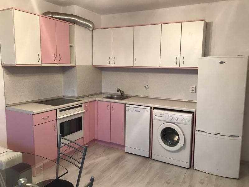 В оренду  1 спальня Бургас , Изгрев , 42 кв.м | 63563385