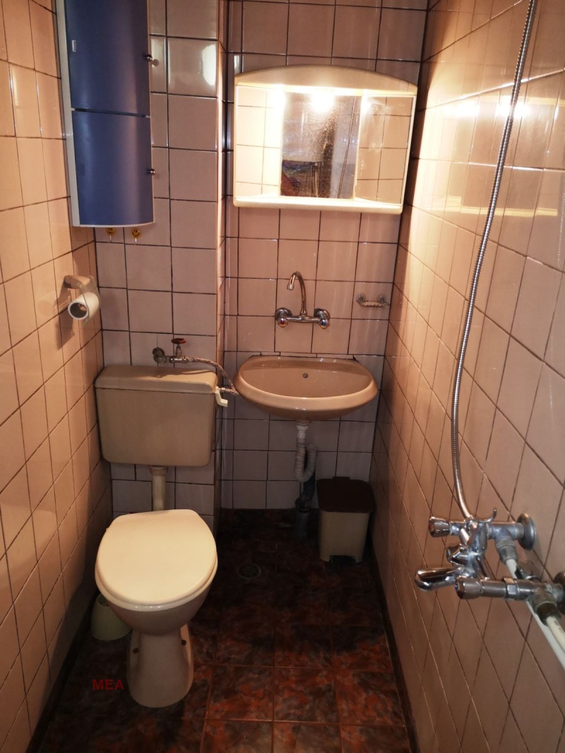 Дава под наем 2-СТАЕН, гр. Плевен, Идеален център, снимка 5 - Апартаменти - 53536112