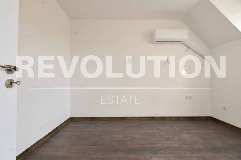 K pronájmu  2 ložnice Sofia , Ljulin 10 , 85 m2 | 27003408 - obraz [13]