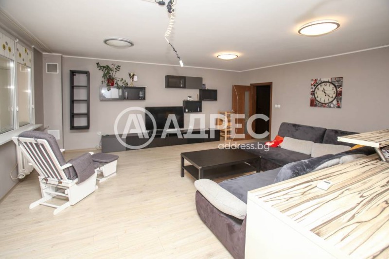 Дава под наем 3-СТАЕН, гр. София, Гоце Делчев, снимка 3 - Апартаменти - 53230858