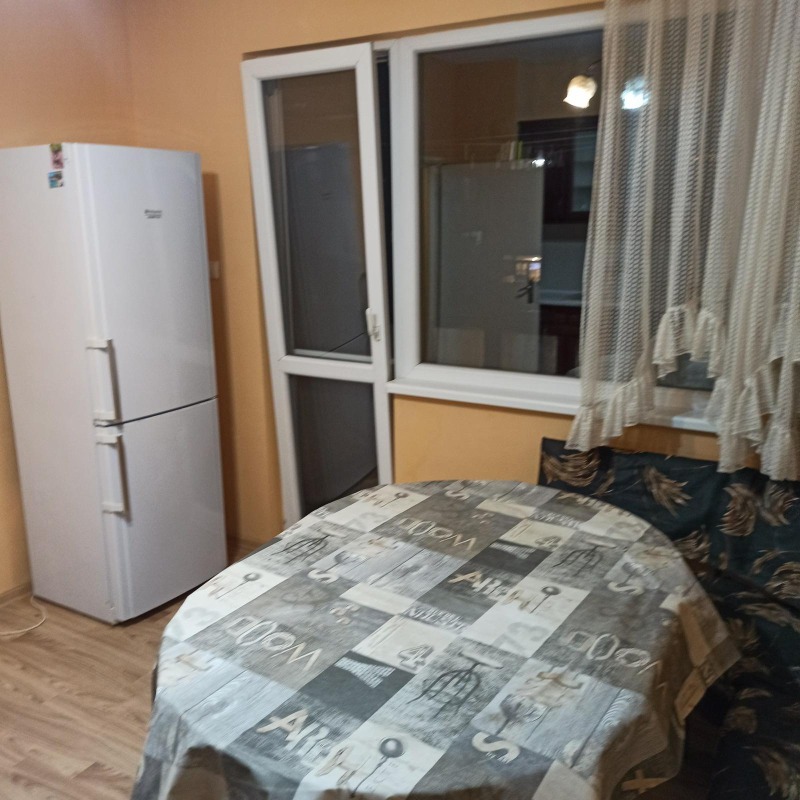 Дава под наем 3-СТАЕН, гр. Пловдив, Христо Смирненски, снимка 5 - Апартаменти - 53518155