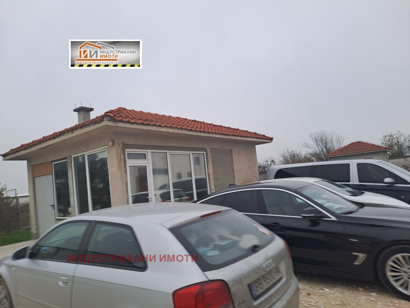 Под наем ПРОМ. ПОМЕЩЕНИЕ, град Пловдив, Индустриална зона - Север • 350 лв. / 178.95 € • 14201129 1