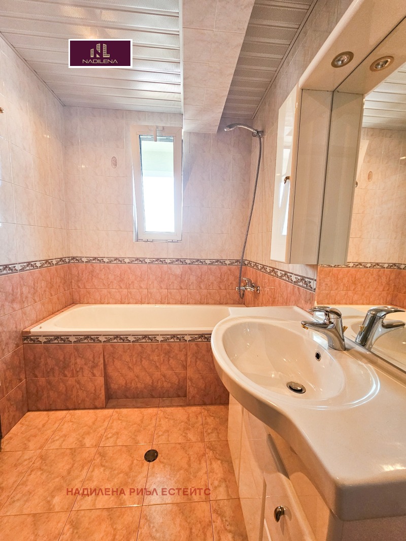 Дава под наем 3-СТАЕН, гр. София, Лозенец, снимка 12 - Апартаменти - 53028474