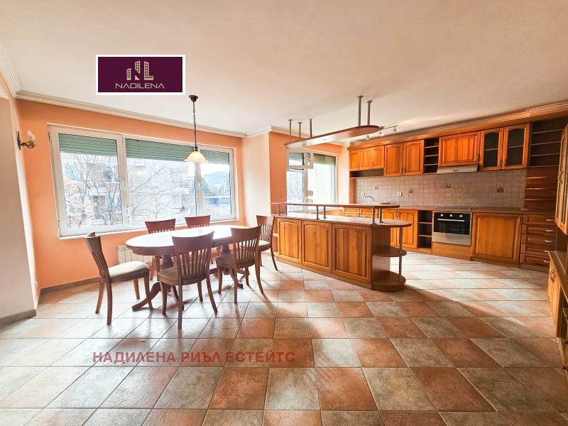 Дава под наем 3-СТАЕН, гр. София, Лозенец