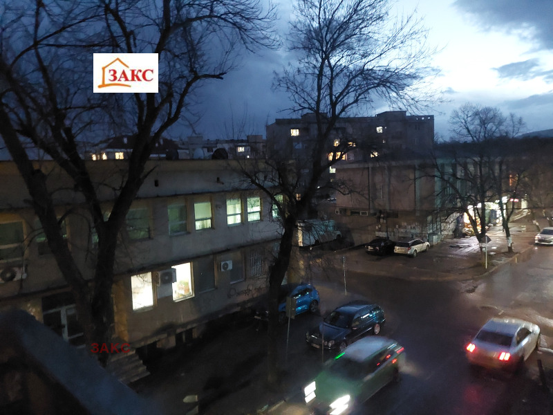 Дава под наем 2-СТАЕН, гр. Кърджали, Център, снимка 5 - Апартаменти - 53007522