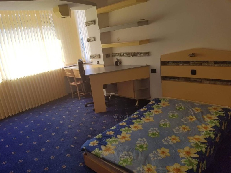 Дава под наем 3-СТАЕН, гр. Велико Търново, Център, снимка 10 - Апартаменти - 52874908