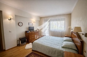 ����� ���� ��� ���� 3-�����,���� �����, ������>