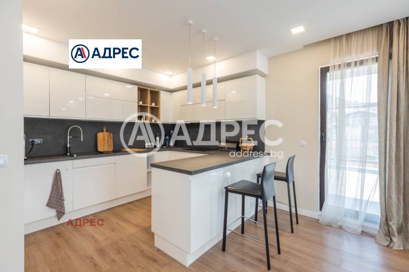 Дава под наем МНОГОСТАЕН, гр. Варна, Бриз, снимка 3 - Апартаменти - 52563075