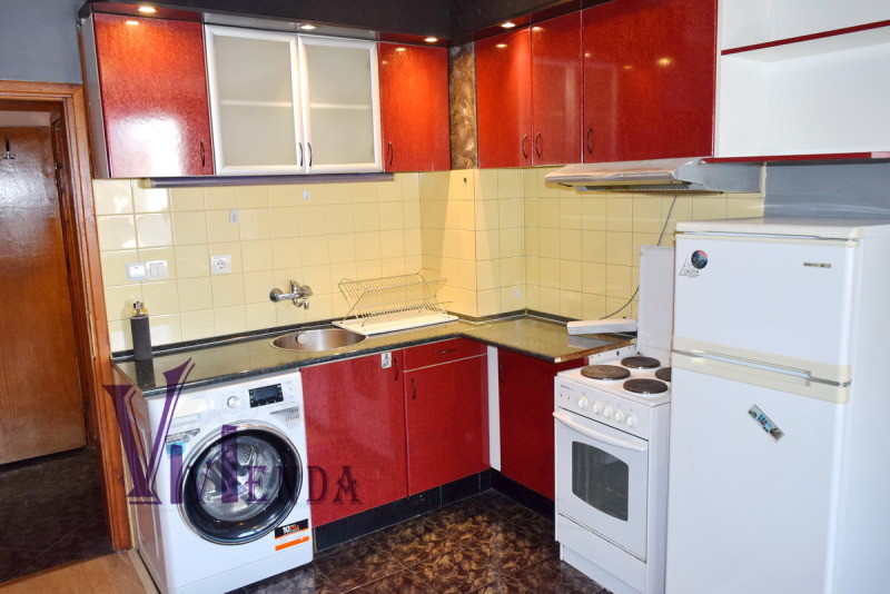 Дава под наем  2-стаен град София , Център , 70 кв.м | 84177503