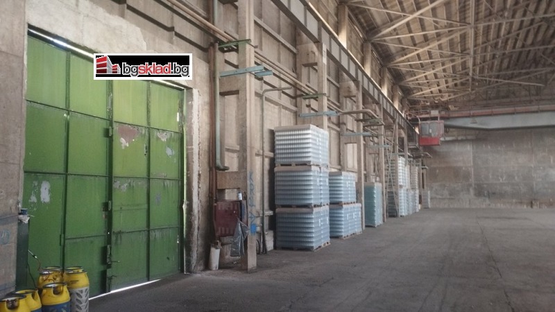 Til leje  Industribygning Sofia , Kremikovtsi , 15000 kvm | 31140425 - billede [2]