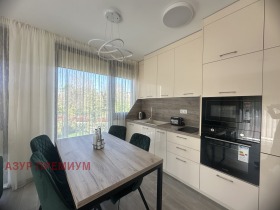2 Schlafzimmer k.k. Sw.Sw. Konstantin i Elena, Warna 2