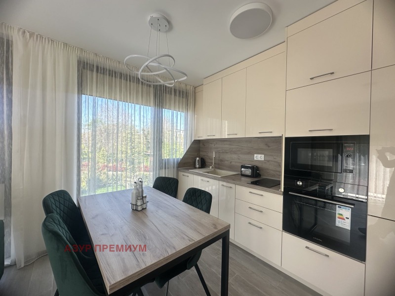 Zu vermieten  2 Schlafzimmer Warna , k.k. Sw.Sw. Konstantin i Elena , 74 qm | 83999278 - Bild [2]