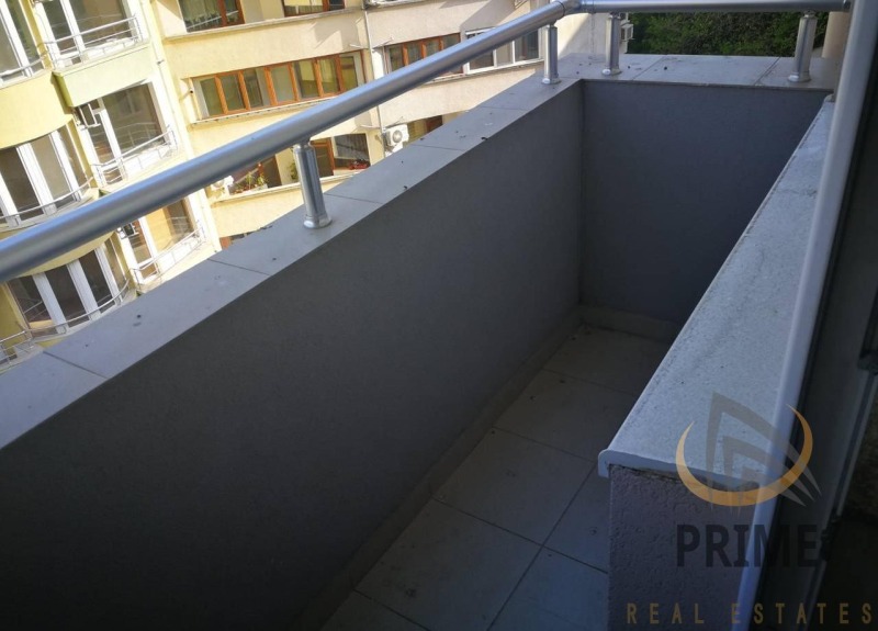 En renta  1 dormitorio Burgas , Lazur , 58 metros cuadrados | 84120576 - imagen [12]