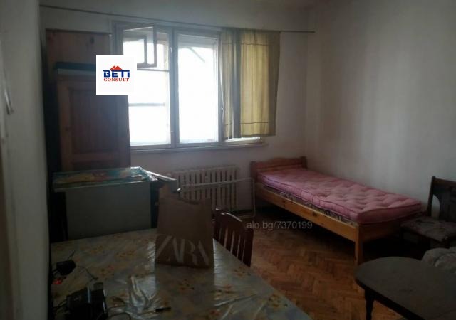 Дава под наем СТАЯ, гр. София, Център, снимка 2 - Стаи под наем - 54562411