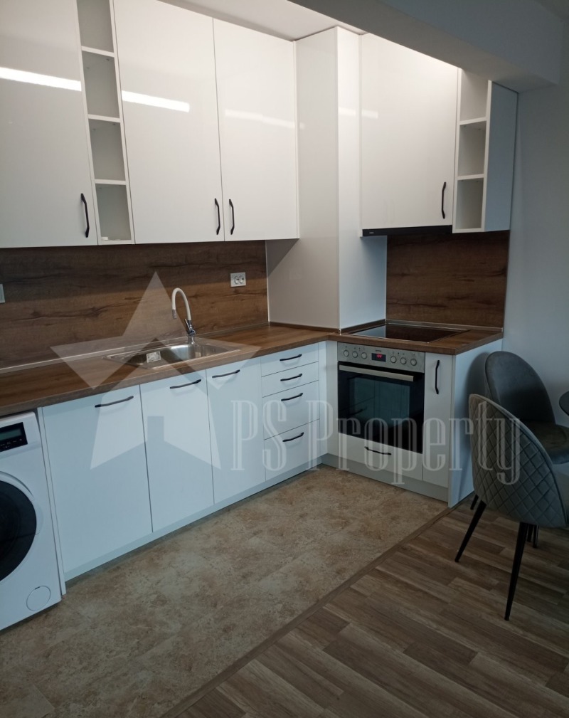 Do wynajęcia  1 sypialnia Stara Zagora , Centar , 68 mkw | 52975628 - obraz [4]