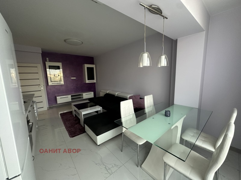 Zu vermieten  2 Schlafzimmer Sofia , Zona B-5 , 73 qm | 15571973 - Bild [2]