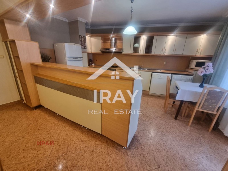 En renta  3+ dormitorios Stara Zagora , ORB , 200 metros cuadrados | 93086299 - imagen [4]