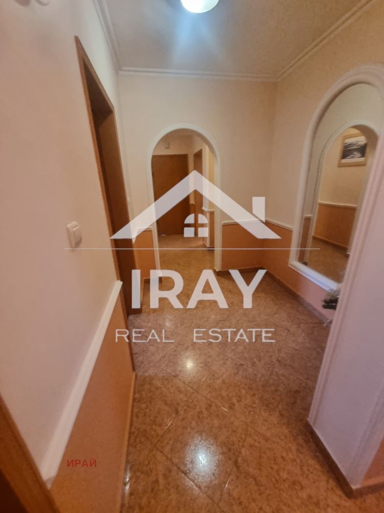En renta  3+ dormitorios Stara Zagora , ORB , 200 metros cuadrados | 93086299 - imagen [6]