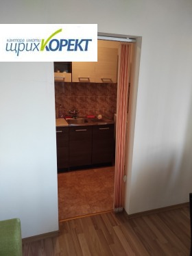 1 dormitorio Akatsiya, Veliko Tarnovo