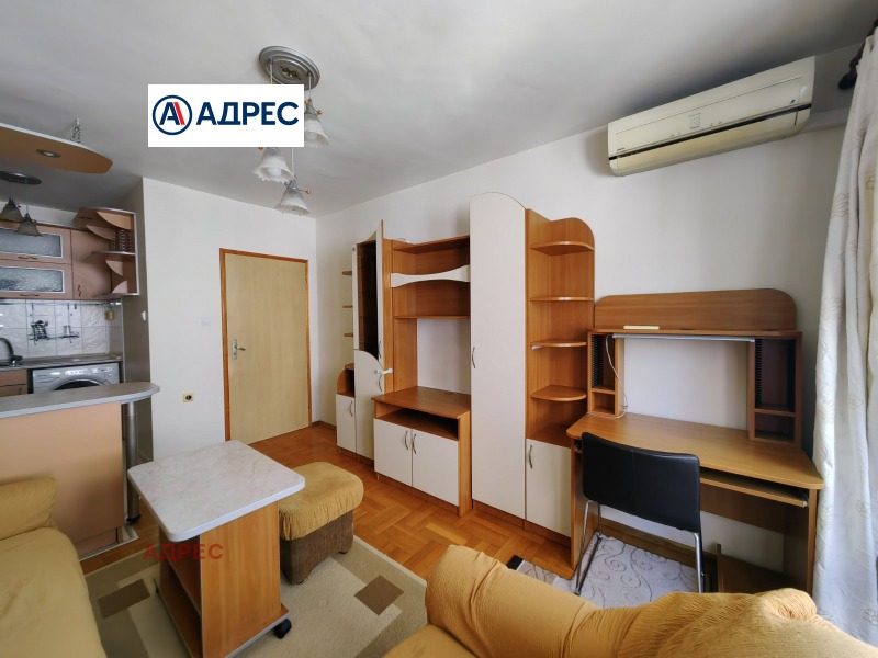 Zu vermieten  1 Schlafzimmer Warna , Zweten kwartal , 66 qm | 51930504 - Bild [6]