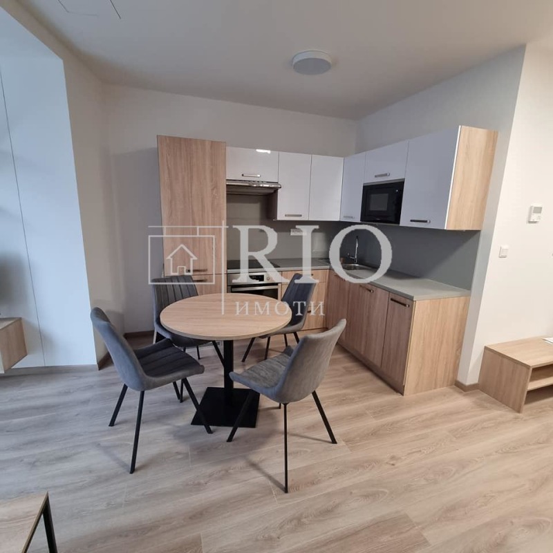 Kiadó  2 hálószobás Plovdiv , Centar , 90 négyzetméter | 20348516