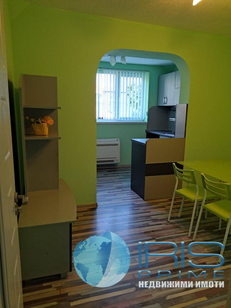 Дава под наем  3-стаен град Шумен , Болницата , 81 кв.м | 81986781 - изображение [9]