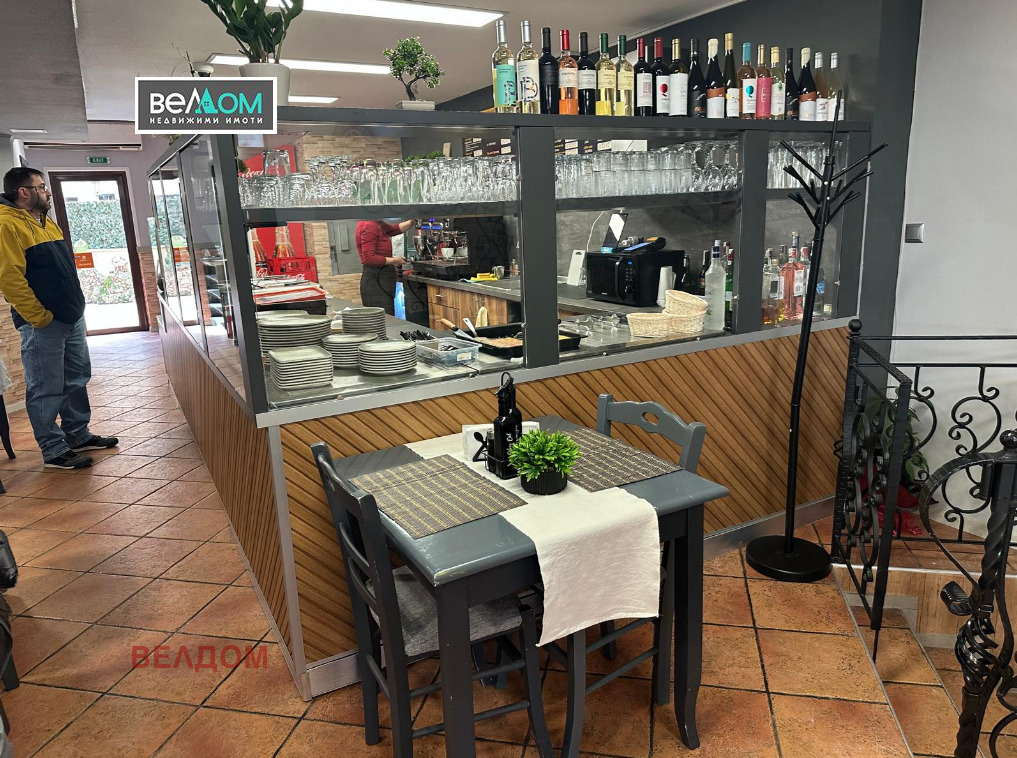 Дава под наем ЗАВЕДЕНИЕ, гр. Варна, ВИНС-Червен площад, снимка 11 - Заведения - 53437092