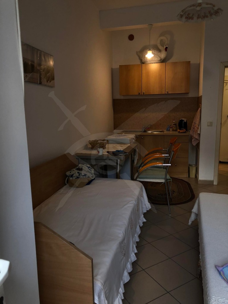 Дава под Наем 1-СТАЕН в град Варна, Гръцка махала - 36 кв.м / 350 € » 684.54 лв., ЕКС НВД ООД