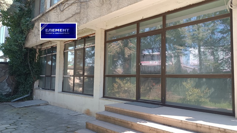 Дава под Наем ОФИС в град Пловдив, Гагарин - 70 кв.м / 550 € » 1 075.71 лв., ЕЛЕМЕНТ